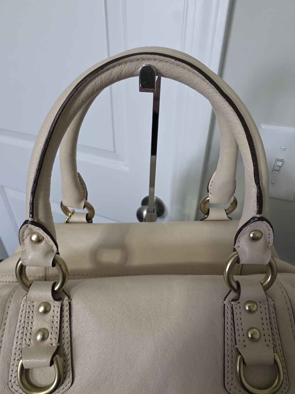 Coach Ashley Large Leather Satchel Handbag - Picture 7 of 16